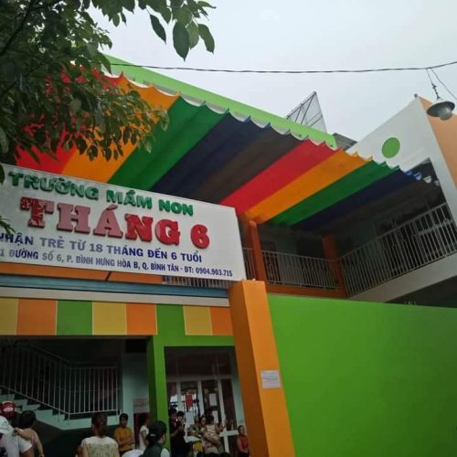 Mái che bạt xếp trường học